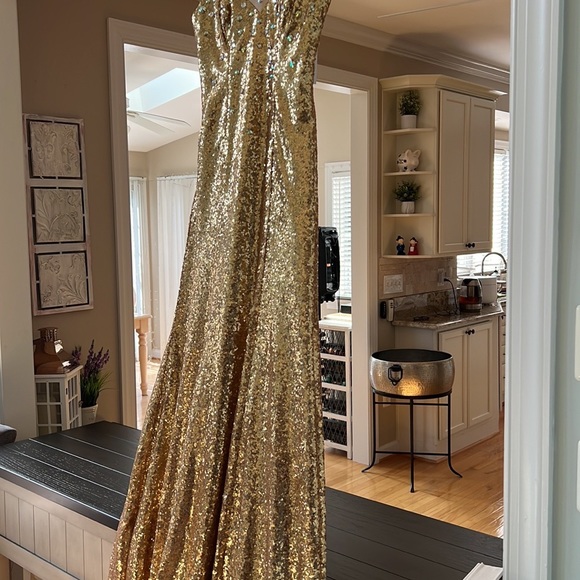 NEW TONY BOWLS GALA DRESS GOLDEN 8 - Picture 4 of 8